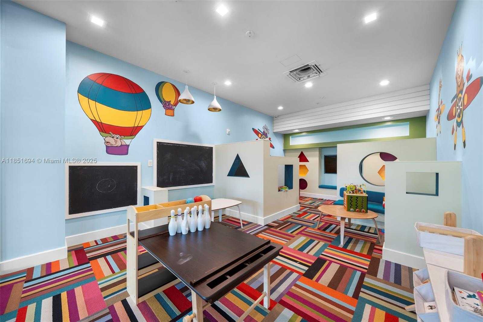 Small Image of 4636 NORTH WEST 84TH AVE #43, Doral Number 39