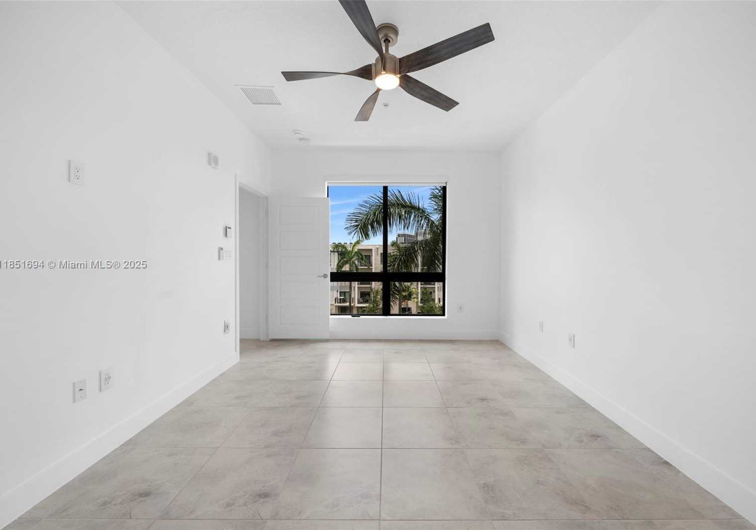 Small Image of 4636 NORTH WEST 84TH AVE #43, Doral Number 8
