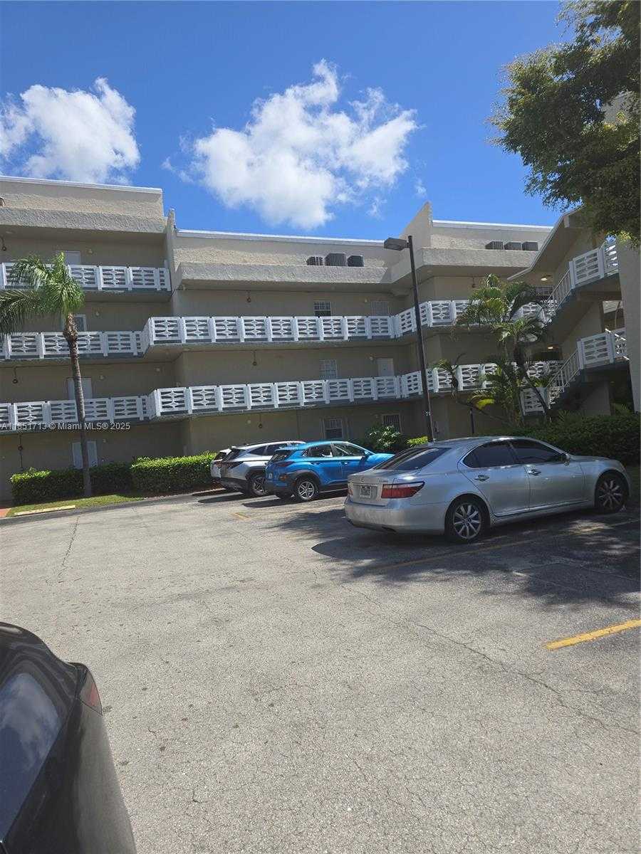 Small Image of 21121 SOUTH WEST 85TH AVE #105, Cutler Bay Number 2
