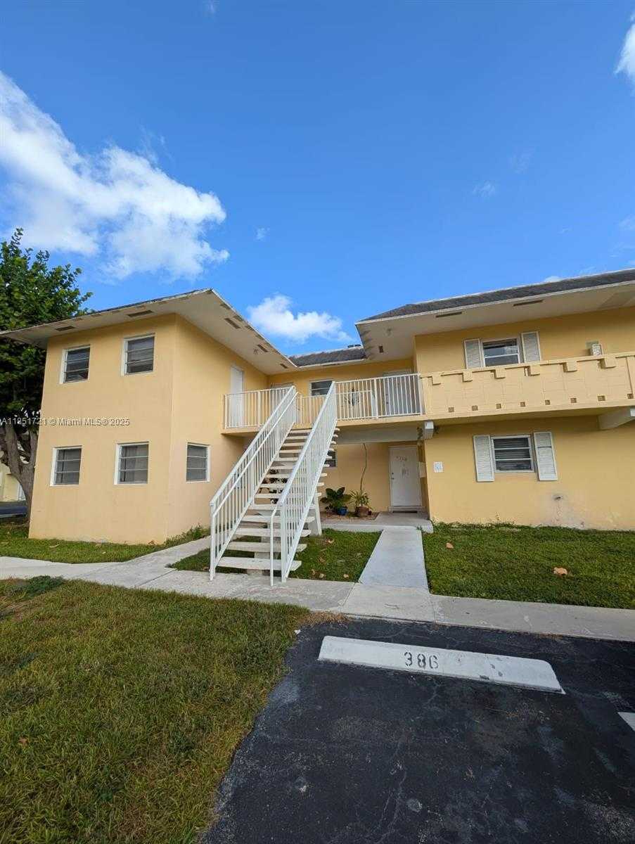Small Image of 7370 SOUTH WEST 82ND ST #E217, Miami Number 2