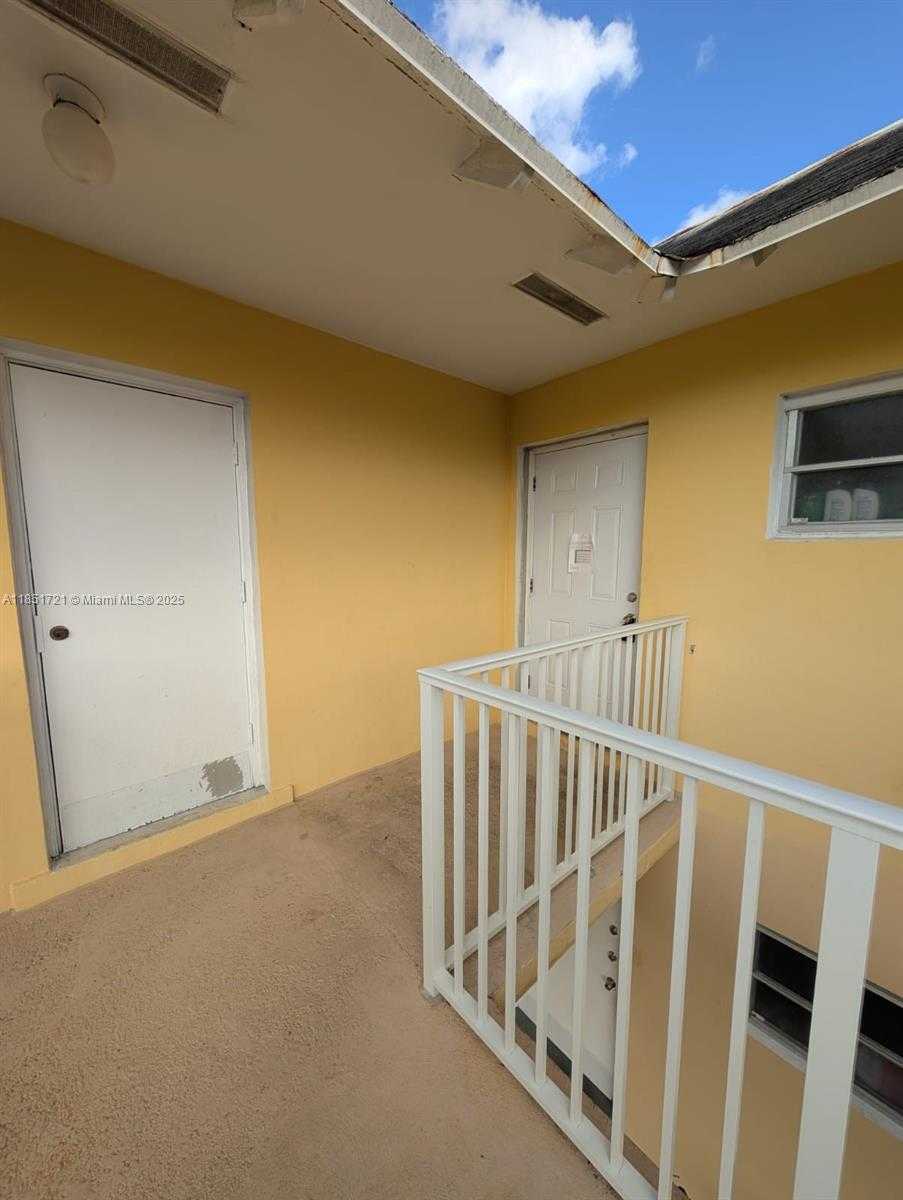 Small Image of 7370 SOUTH WEST 82ND ST #E217, Miami Number 3