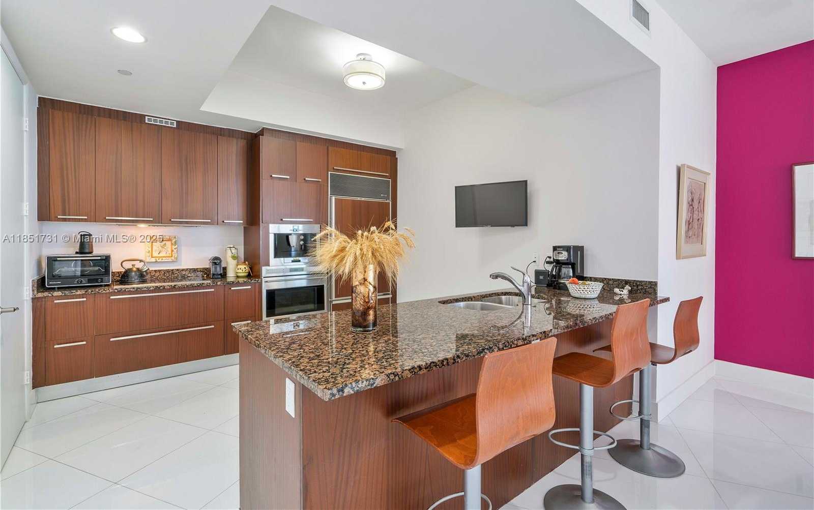 Small Image of 15811 COLLINS AVE #607, Sunny Isles Beach Number 5