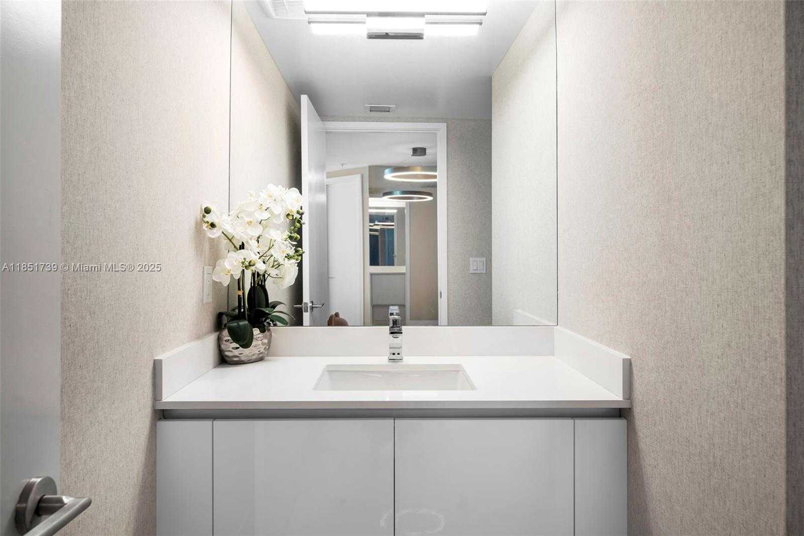 Small Image of 300 SUNNY ISLES BLVD #4-902, Sunny Isles Beach Number 3