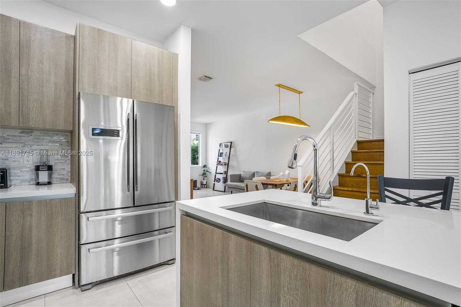 Small Image of 10263 NORTH WEST 72ND ST, Doral Number 7