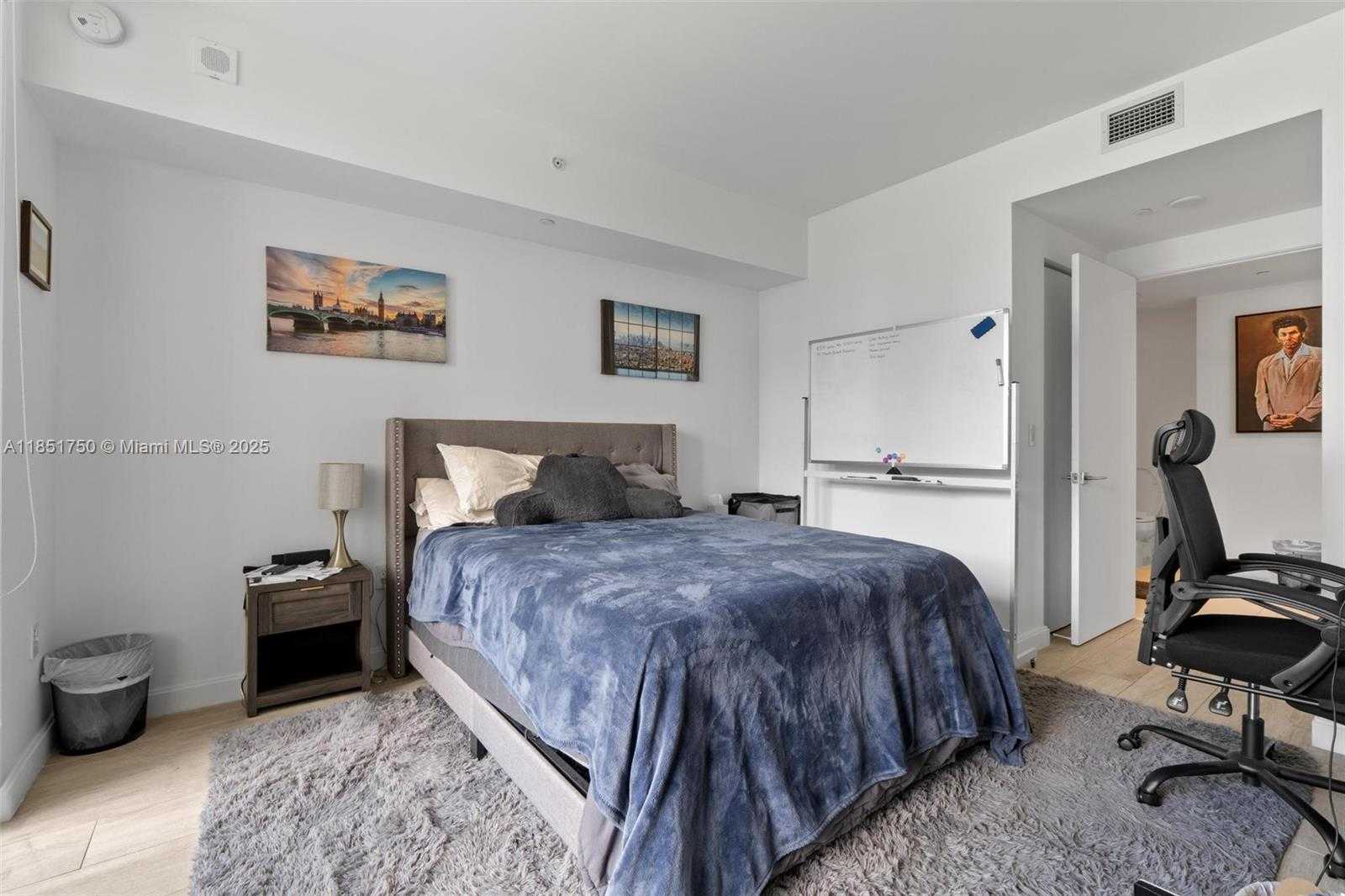 Small Image of 45 SOUTH WEST 9TH ST #1109, Miami Number 14