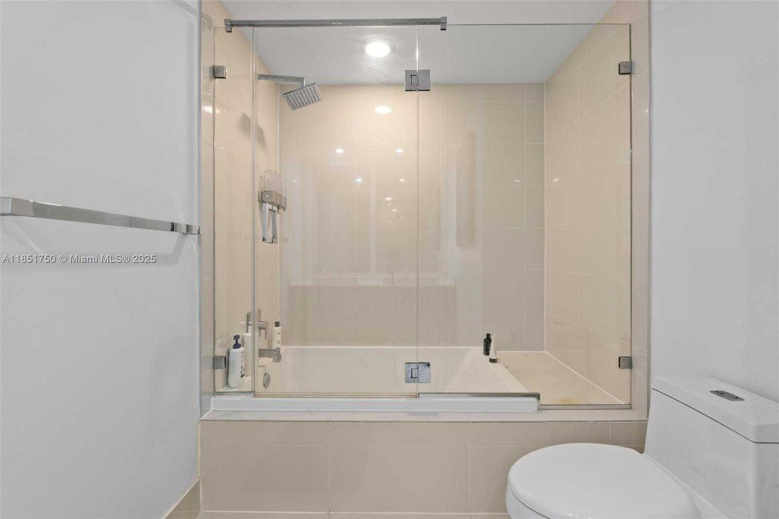 Small Image of 45 SOUTH WEST 9TH ST #1109, Miami Number 17