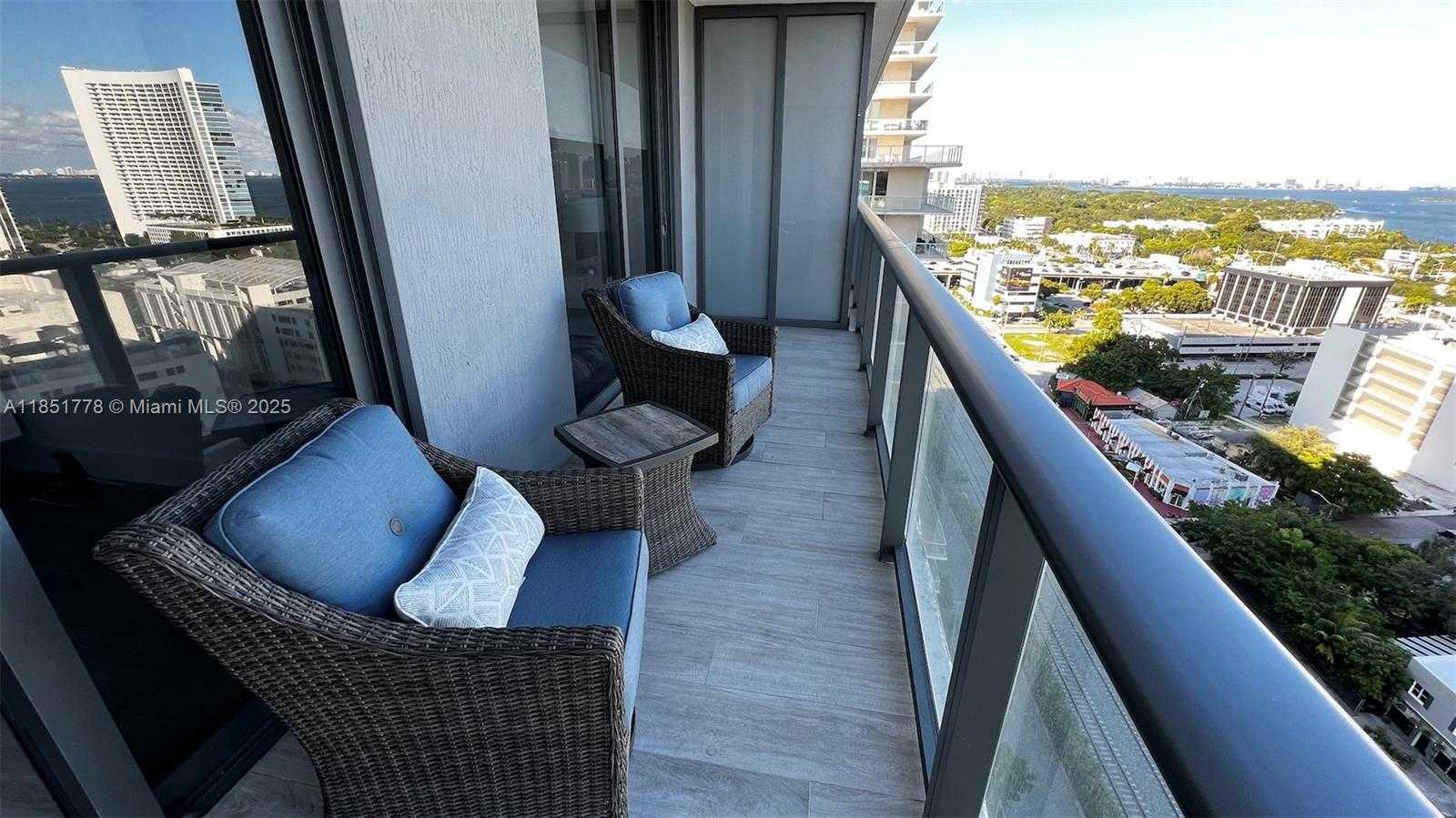 Small Image of Miami Number 6