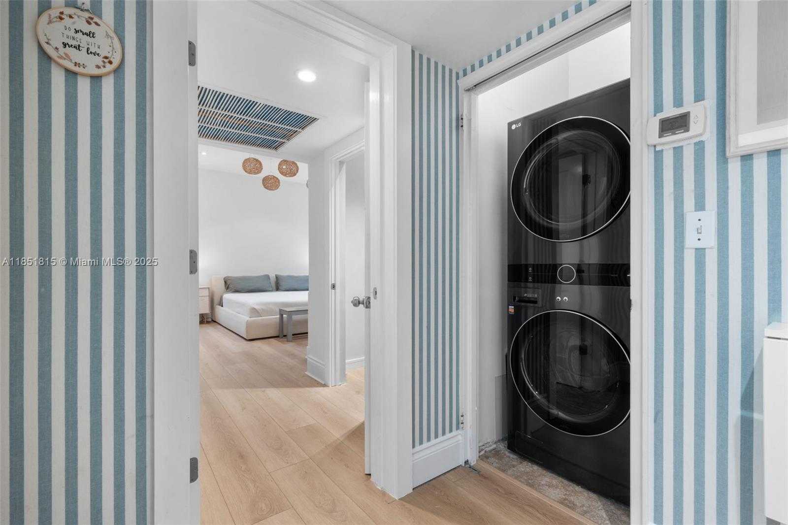 Small Image of 200 OCEAN LANE DR #108, Key Biscayne Number 24