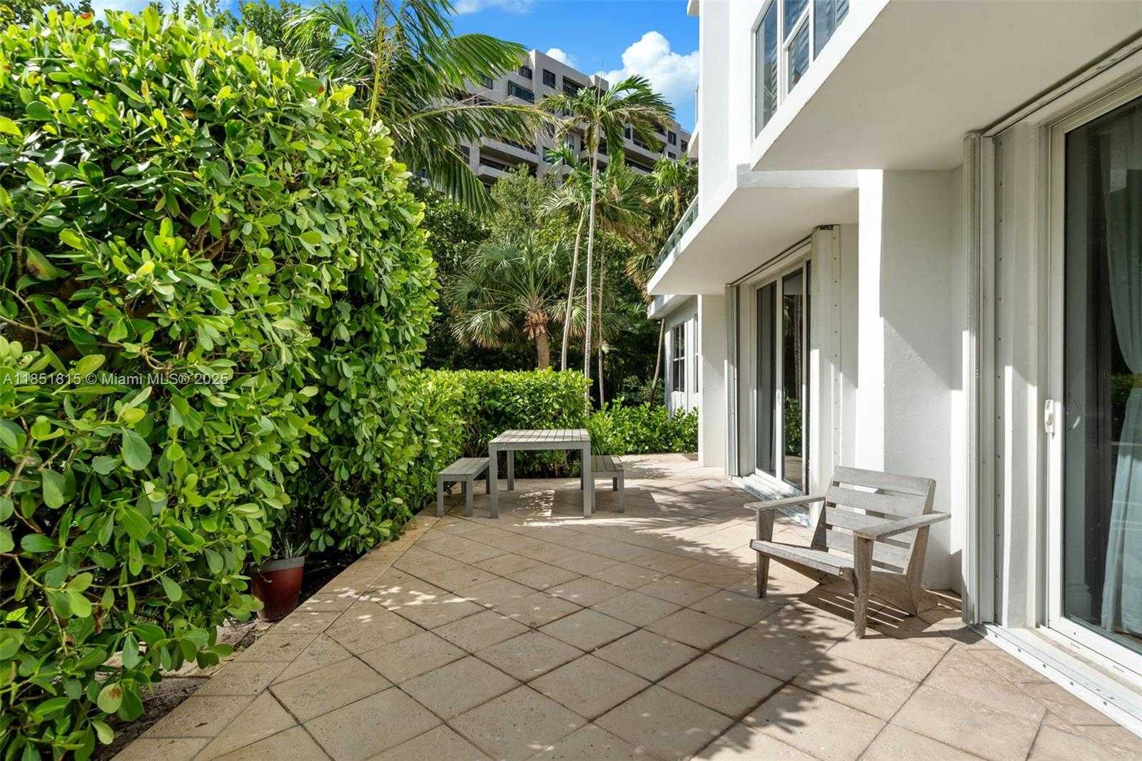Small Image of 200 OCEAN LANE DR #108, Key Biscayne Number 31