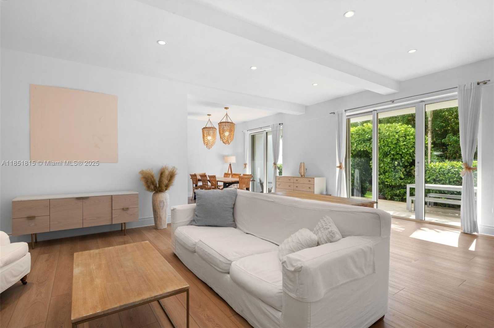 Small Image of 200 OCEAN LANE DR #108, Key Biscayne Number 5