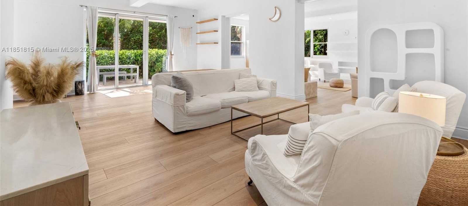 Small Image of 200 OCEAN LANE DR #108, Key Biscayne Number 6
