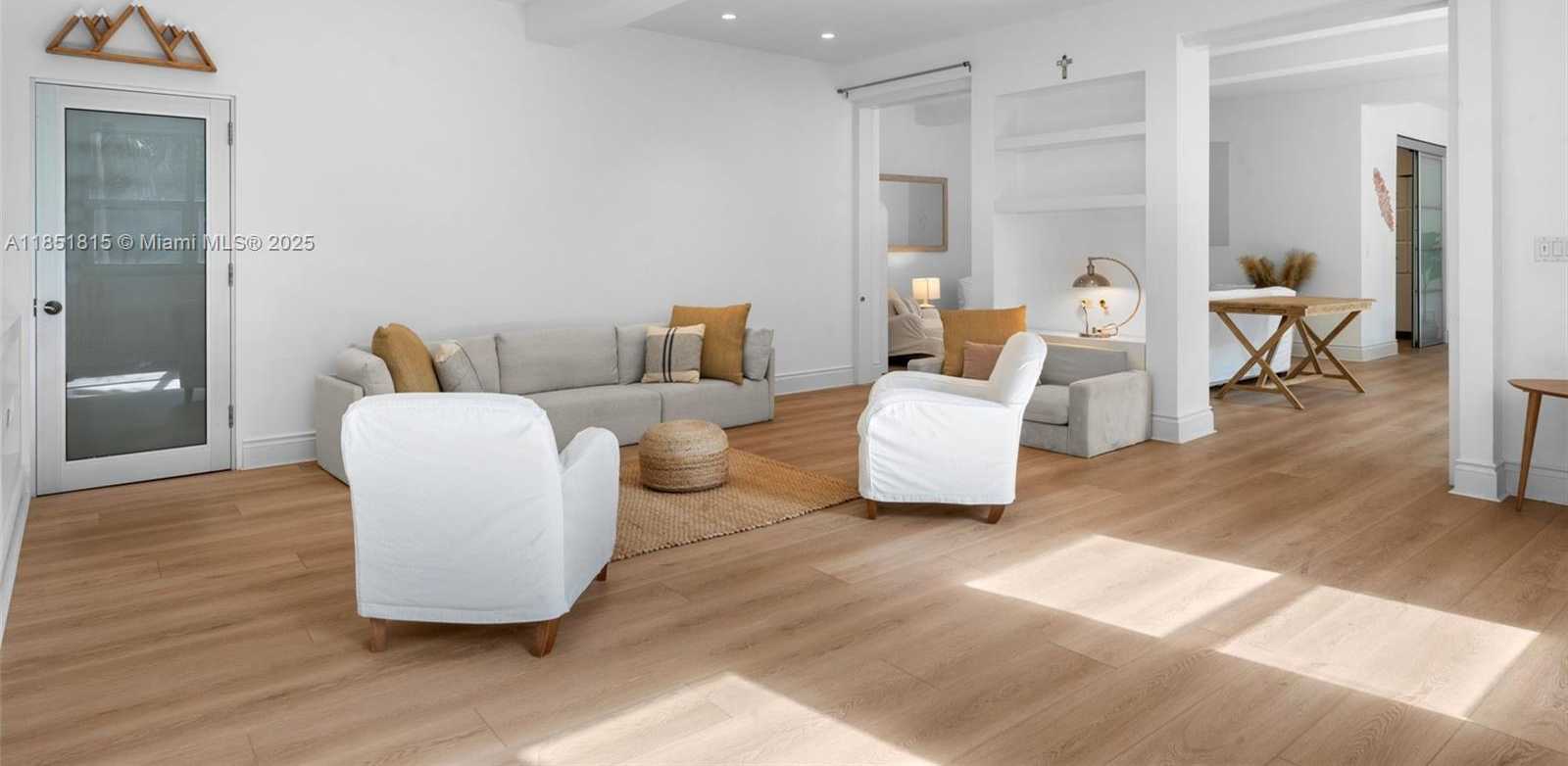 Small Image of 200 OCEAN LANE DR #108, Key Biscayne Number 9