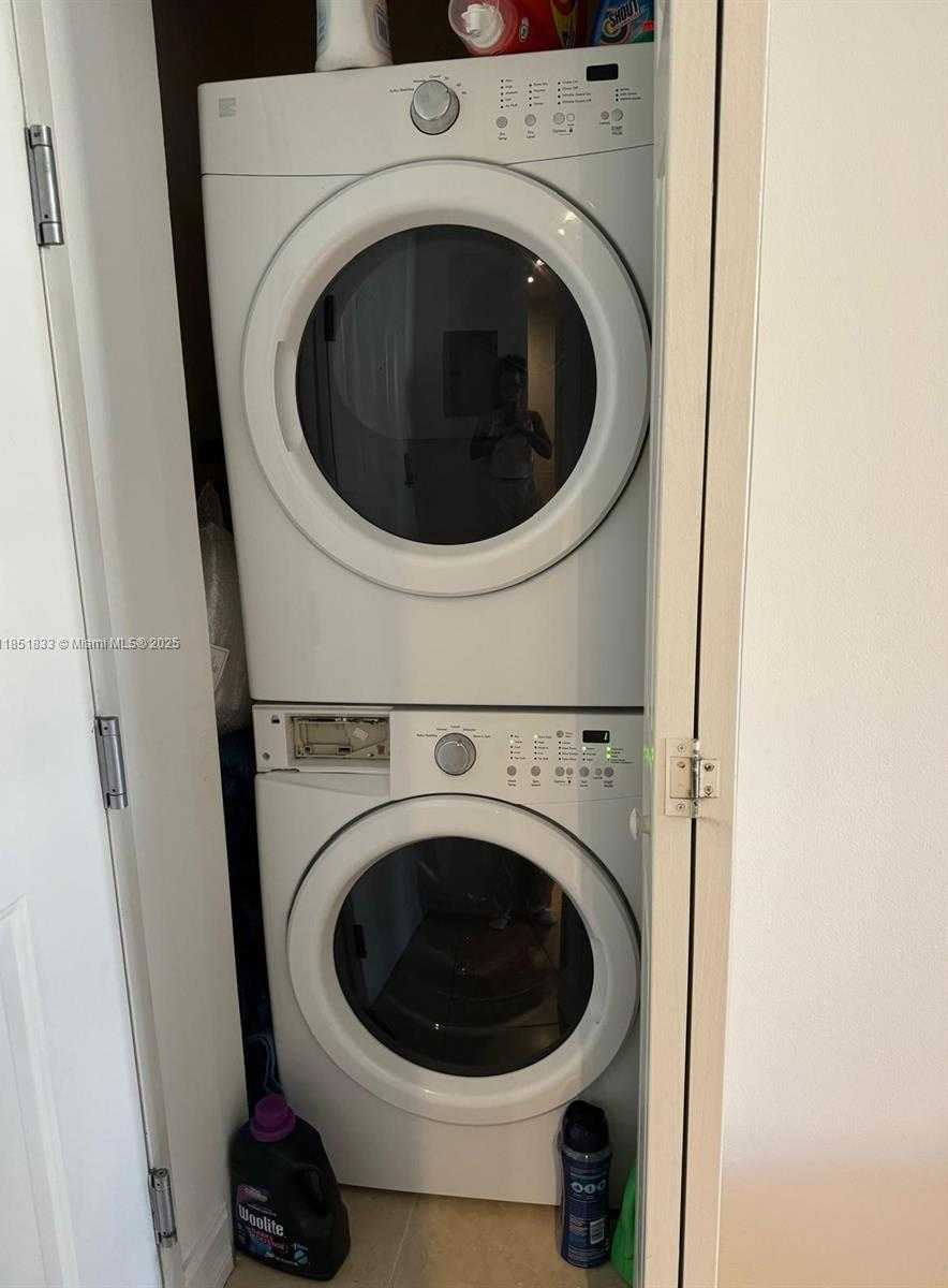 Small Image of 3001 NORTH EAST 185TH ST #434, Aventura Number 5