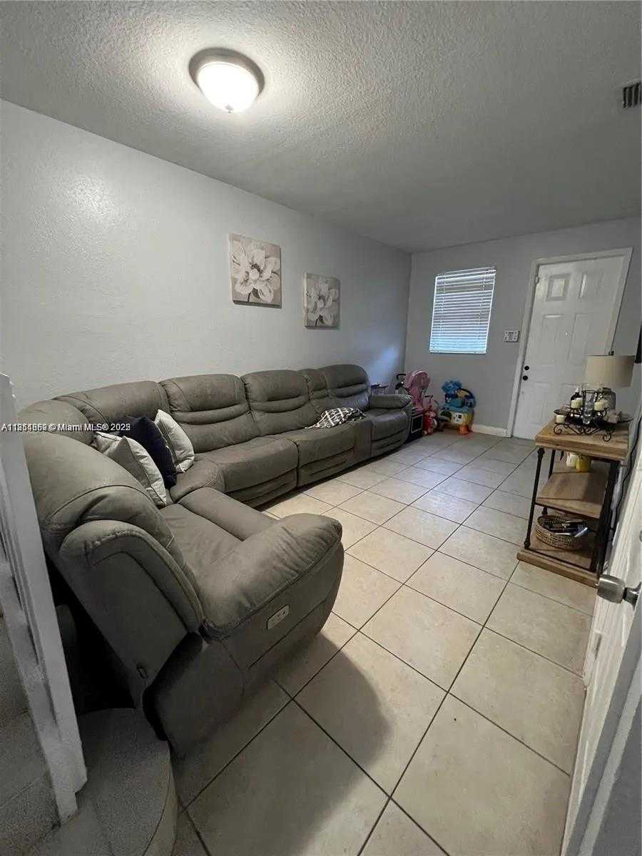Small Image of 427 NORTH EAST 21ST TER, Homestead Number 2