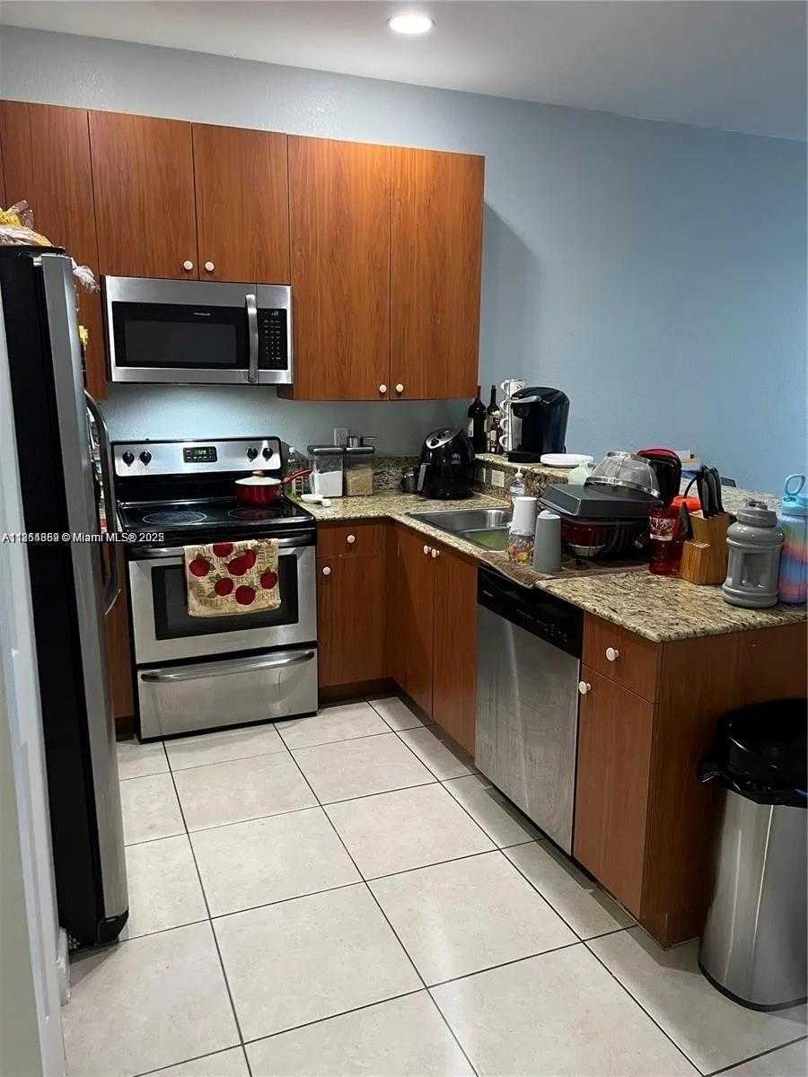 Small Image of 427 NORTH EAST 21ST TER, Homestead Number 6