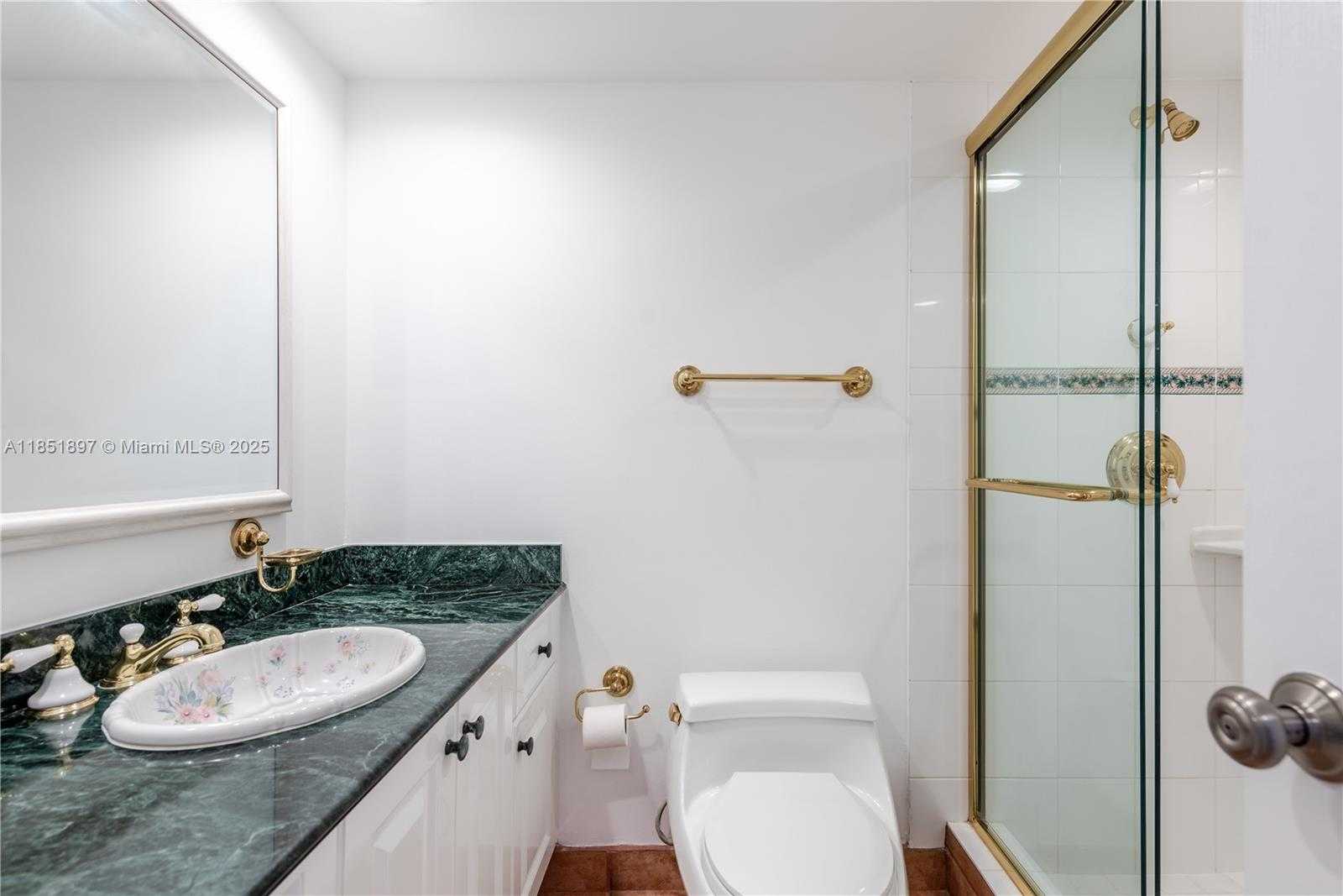 Small Image of 3180 SOUTH OCEAN DR #310, Hallandale Beach Number 23