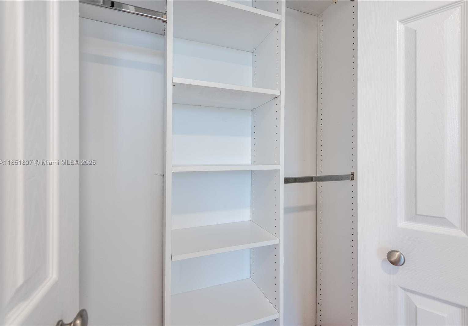 Small Image of 3180 SOUTH OCEAN DR #310, Hallandale Beach Number 25