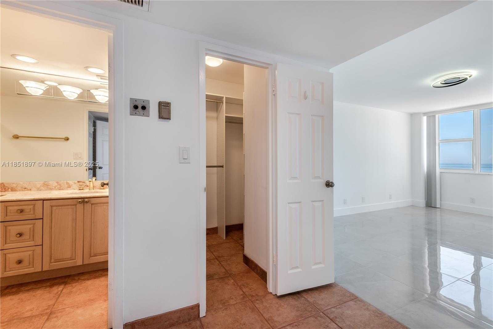 Small Image of 3180 SOUTH OCEAN DR #310, Hallandale Beach Number 3