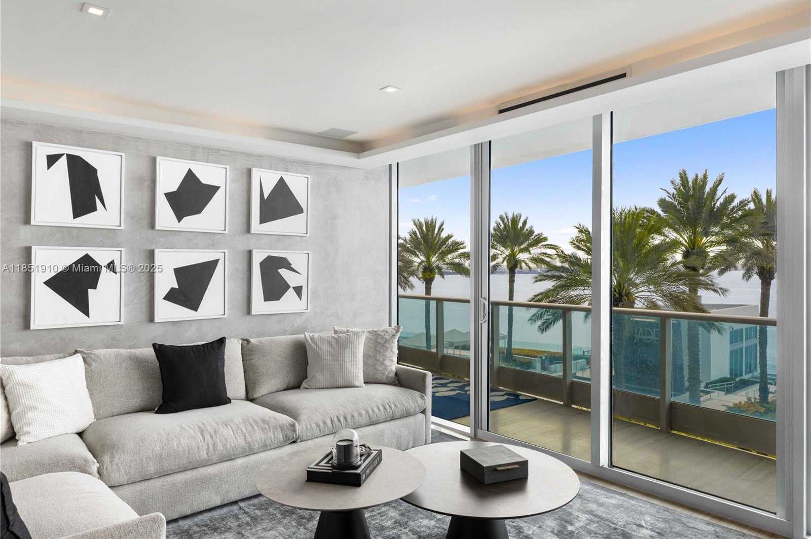 Small Image of 1331 BRICKELL BAY DR #909, Miami Number 25