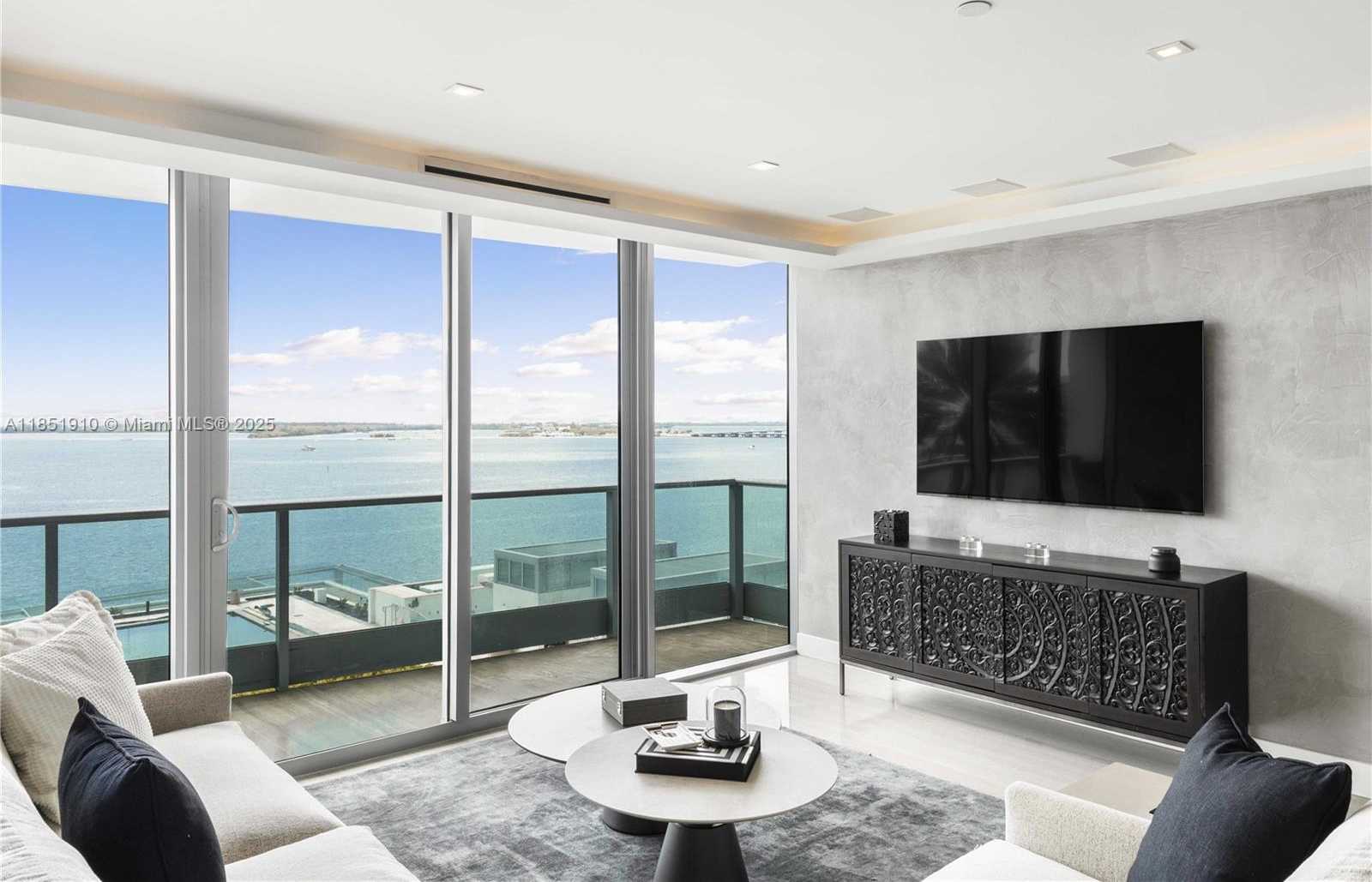 Small Image of 1331 BRICKELL BAY DR #909, Miami Number 26