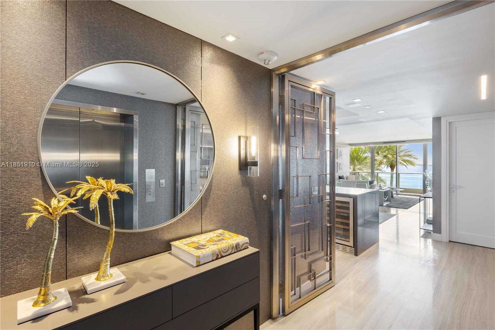 Small Image of 1331 BRICKELL BAY DR #909, Miami Number 4