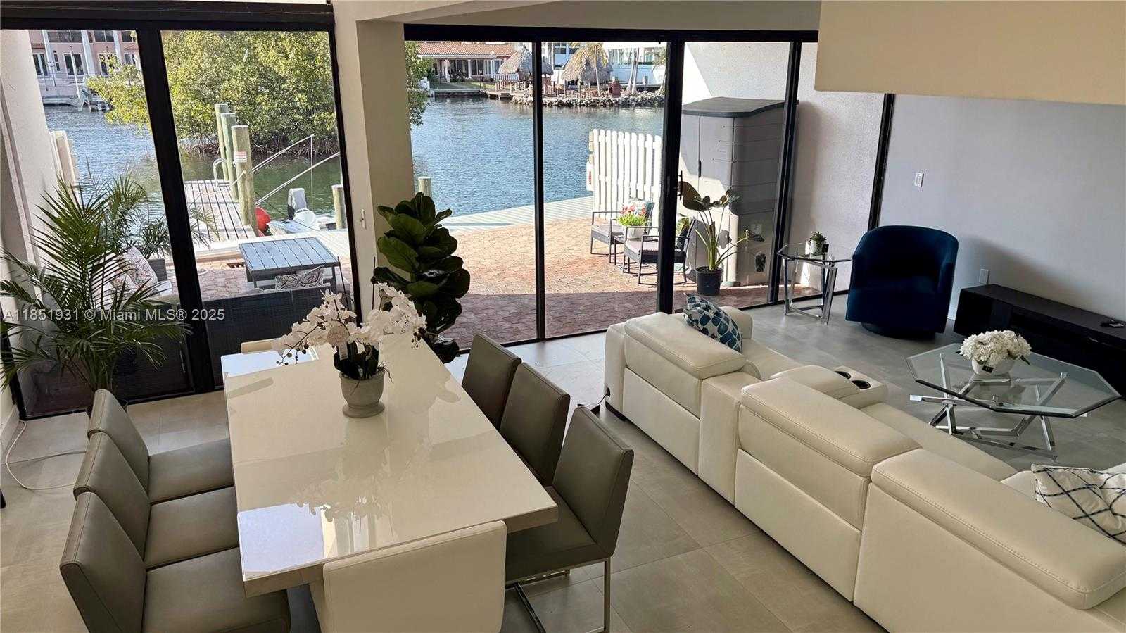 Small Image of 399 POINCIANA DR #1215, Sunny Isles Beach Number 10
