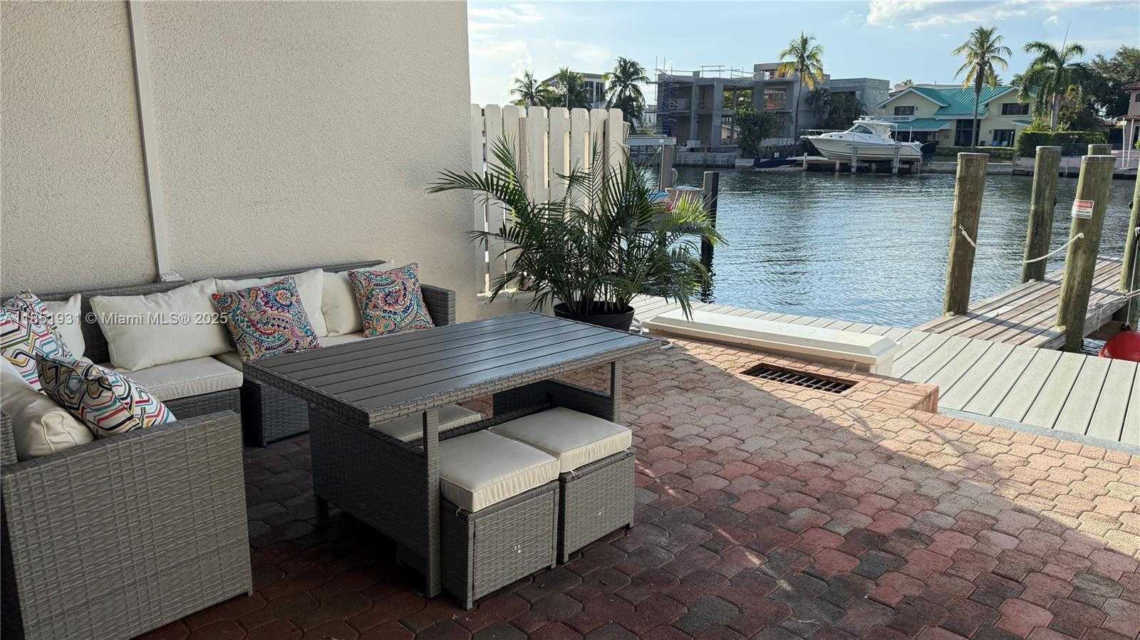 Small Image of 399 POINCIANA DR #1215, Sunny Isles Beach Number 30