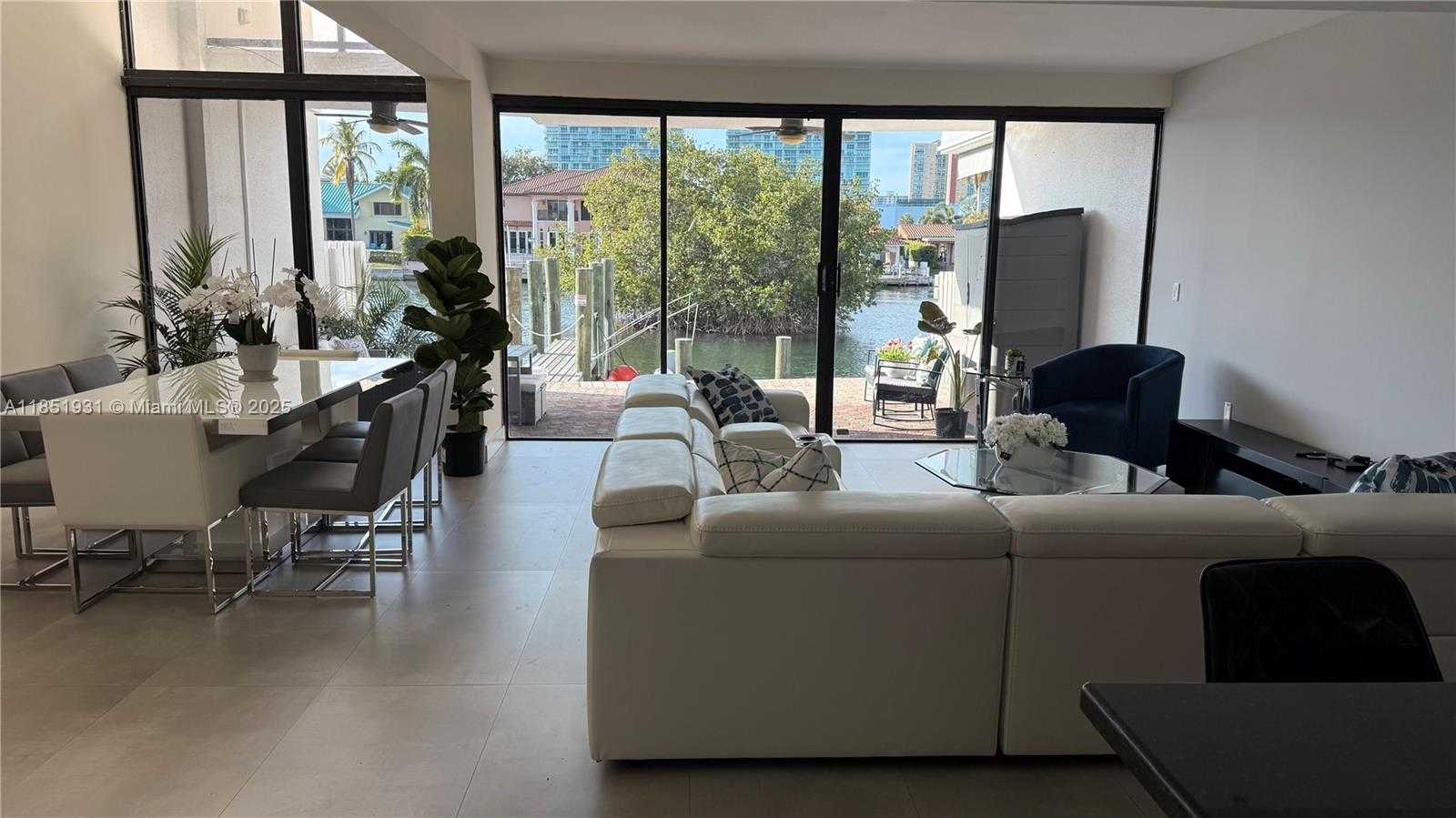 Small Image of 399 POINCIANA DR #1215, Sunny Isles Beach Number 39