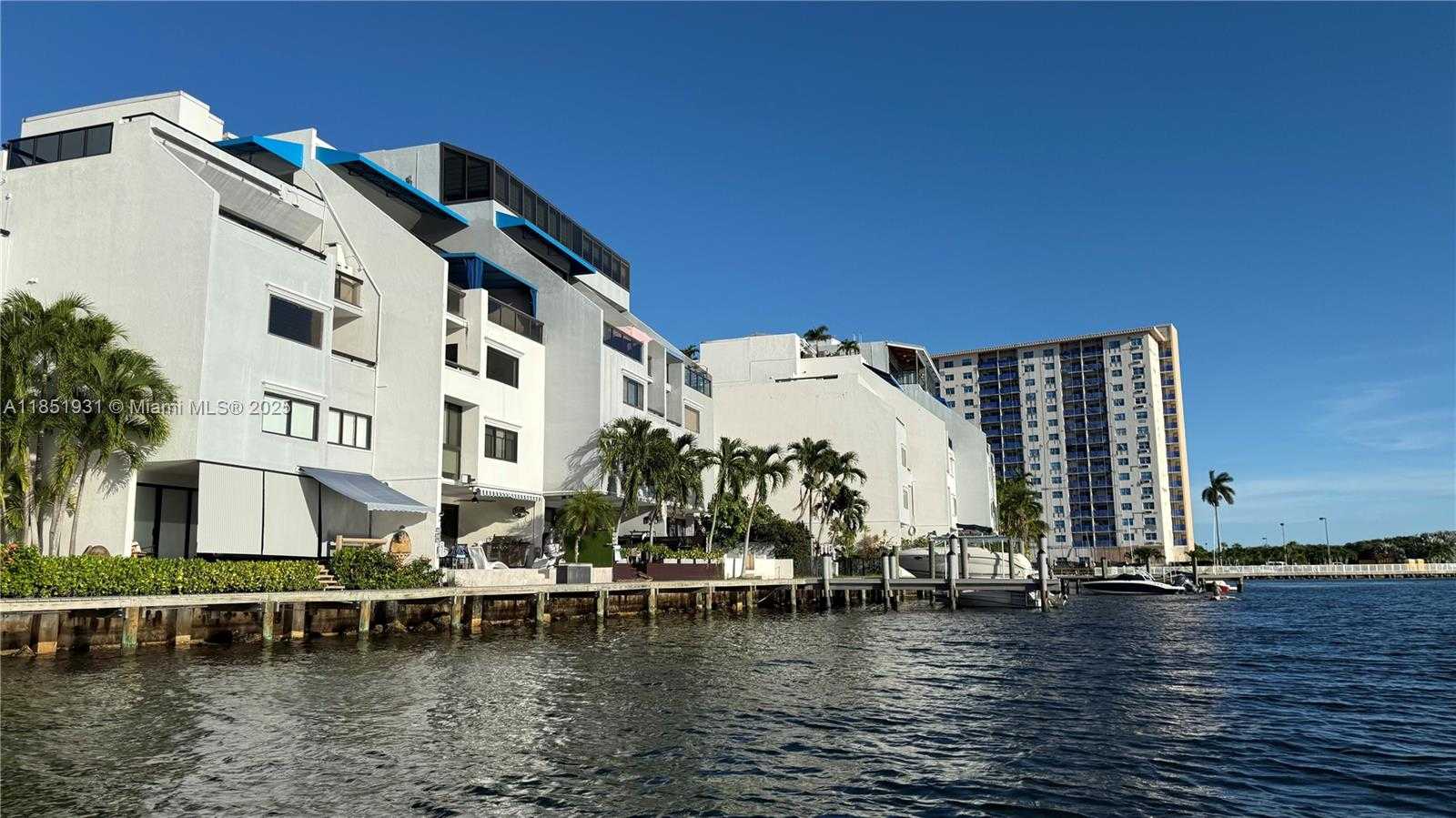 Small Image of 399 POINCIANA DR #1215, Sunny Isles Beach Number 47