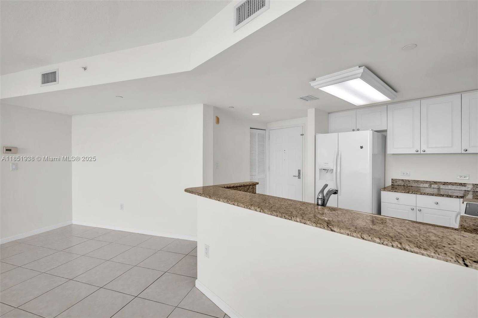 Small Image of 19501 WEST COUNTRY CLUB DR #2011, Aventura Number 12