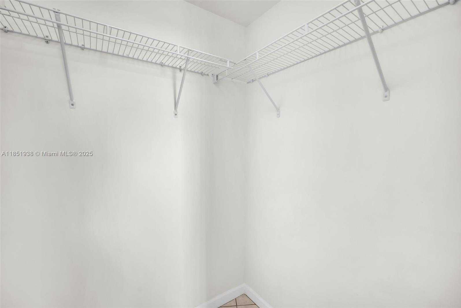 Small Image of 19501 WEST COUNTRY CLUB DR #2011, Aventura Number 22