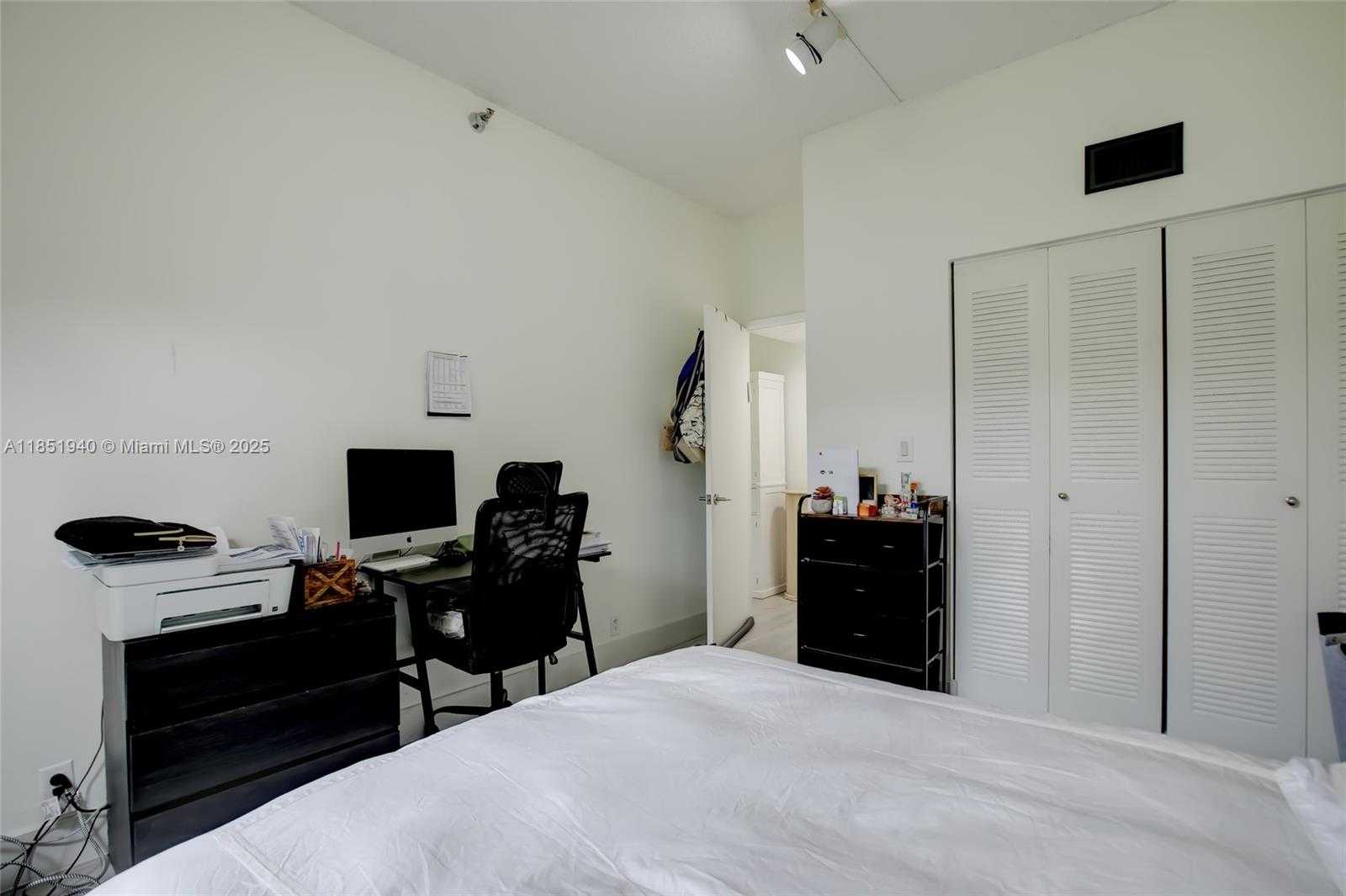 Small Image of 3300 NORTH EAST 191ST ST #114, Aventura Number 18