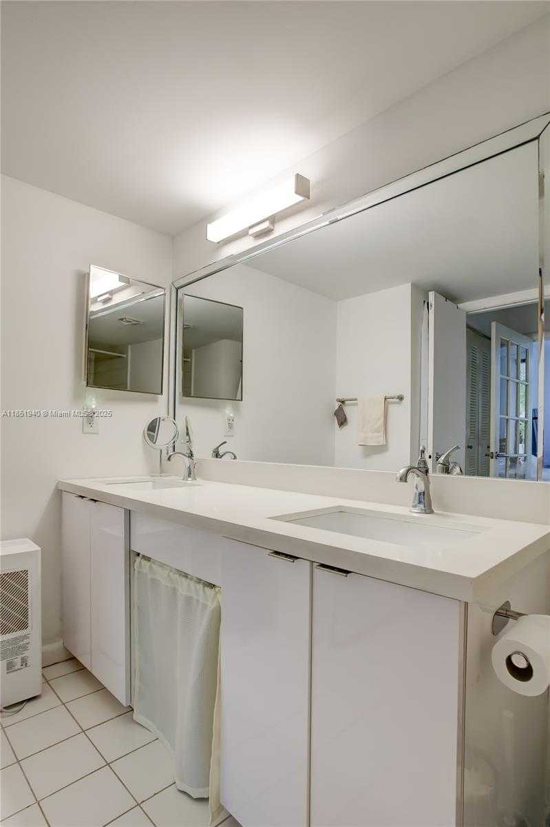 Small Image of 3300 NORTH EAST 191ST ST #114, Aventura Number 25