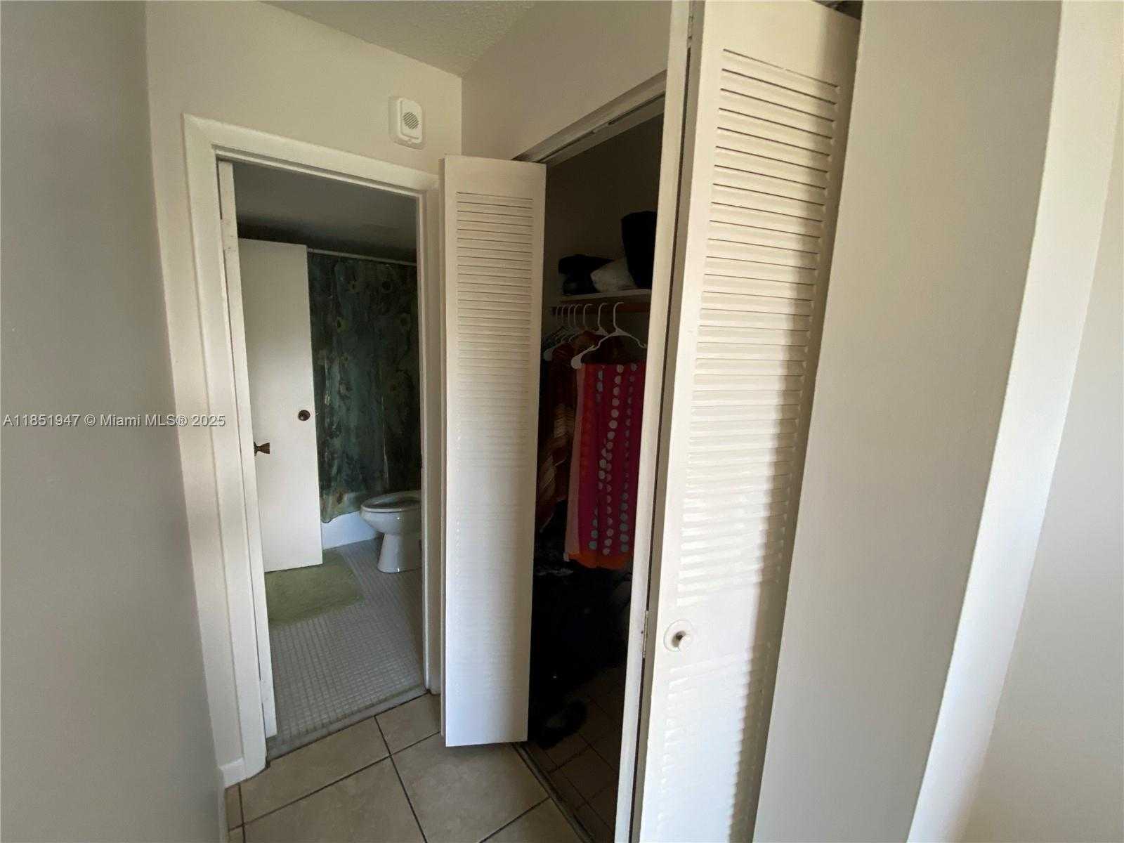 Small Image of 16465 NORTH EAST 22ND AVE #513, North Miami Beach Number 13