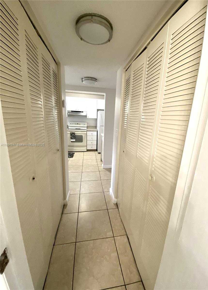 Small Image of 16465 NORTH EAST 22ND AVE #513, North Miami Beach Number 15