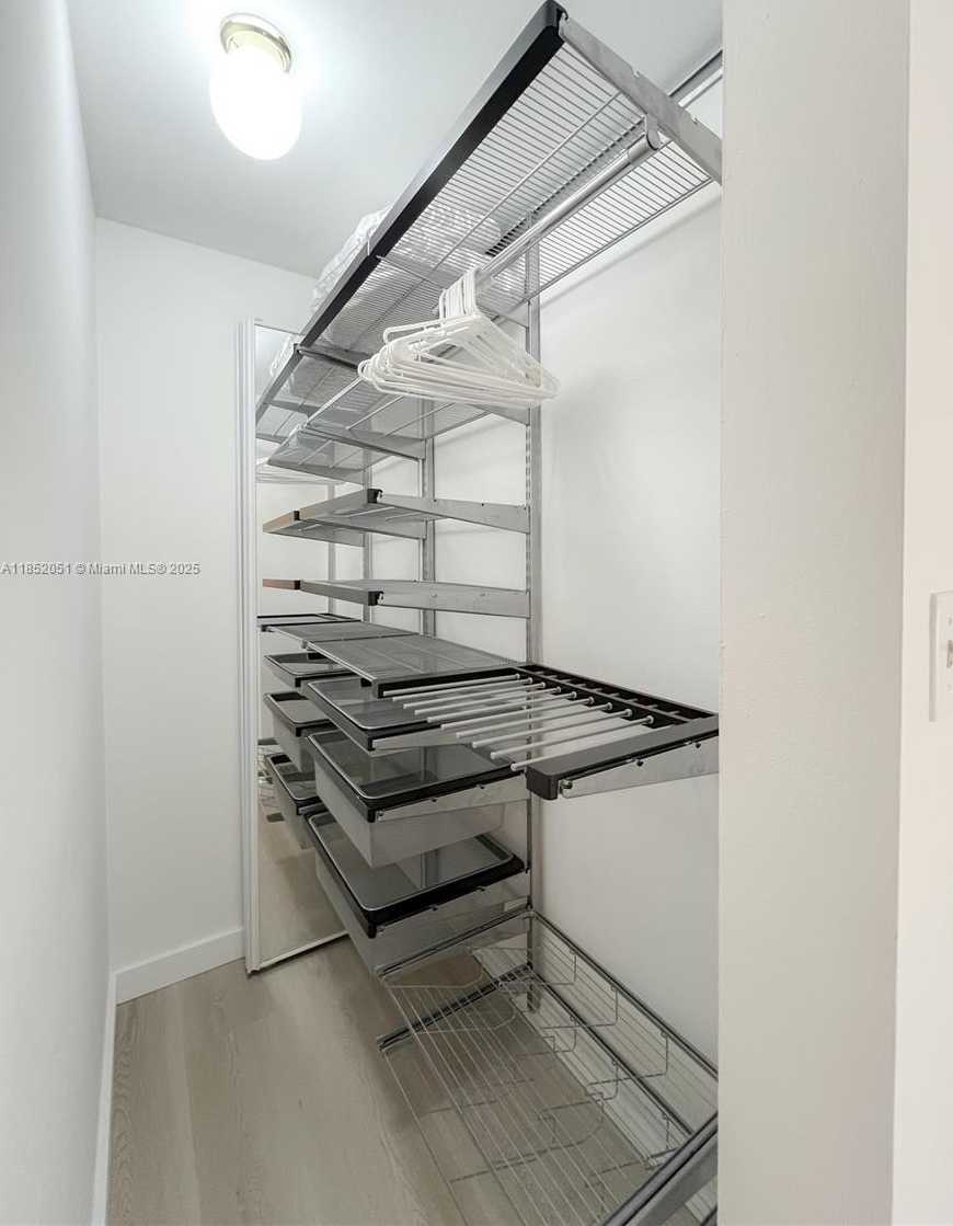 Small Image of 101 CRANDON BLVD #170, Key Biscayne Number 17