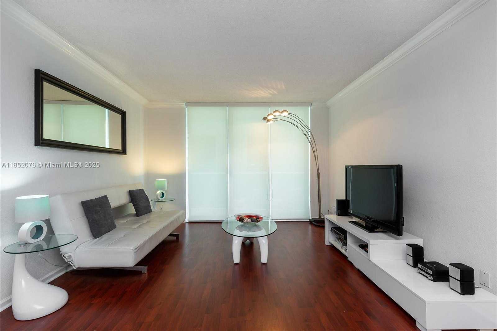Small Image of 3901 SOUTH OCEAN DR #2D, Hollywood Number 10