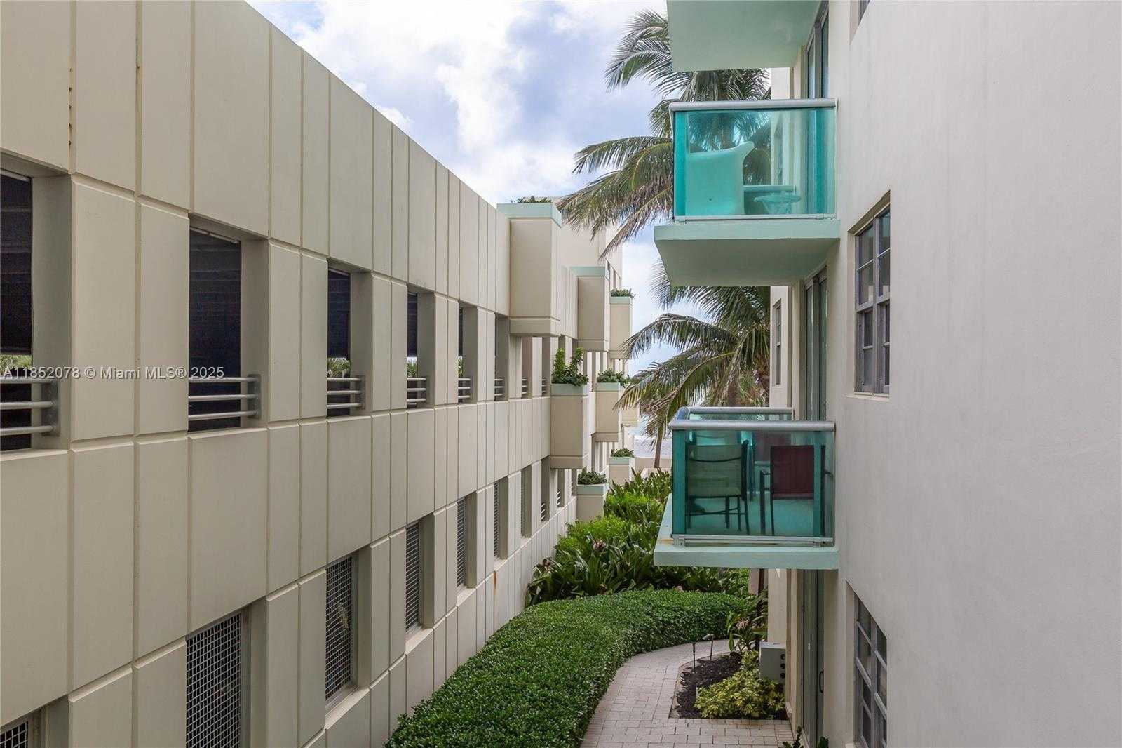 Small Image of 3901 SOUTH OCEAN DR #2D, Hollywood Number 28
