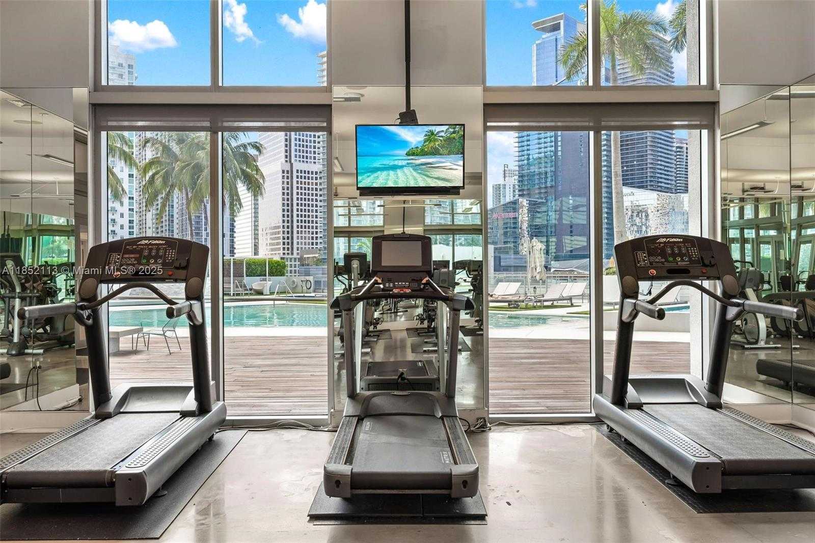 Small Image of 90 SOUTH WEST 3RD ST #4009, Miami Number 16