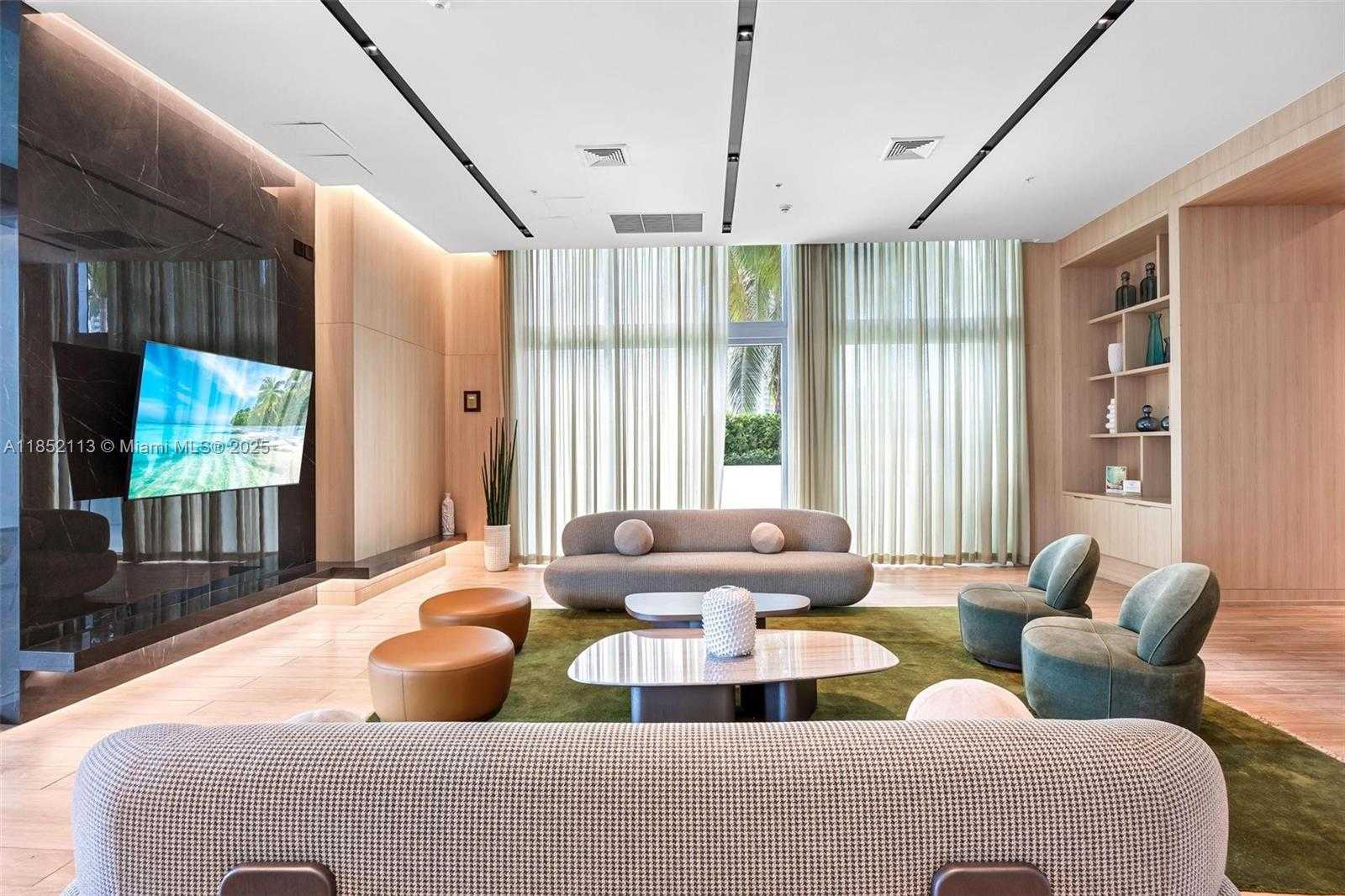 Small Image of 90 SOUTH WEST 3RD ST #4009, Miami Number 2
