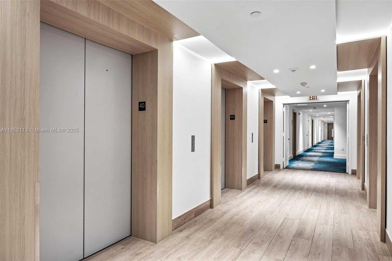 Small Image of 90 SOUTH WEST 3RD ST #4009, Miami Number 20