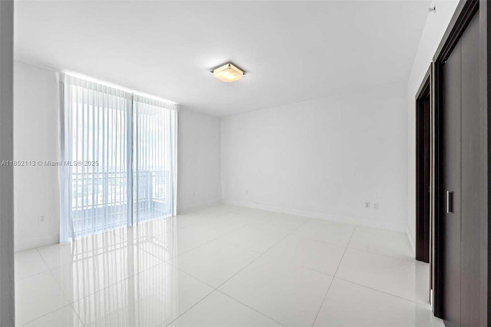 Small Image of 90 SOUTH WEST 3RD ST #4009, Miami Number 29