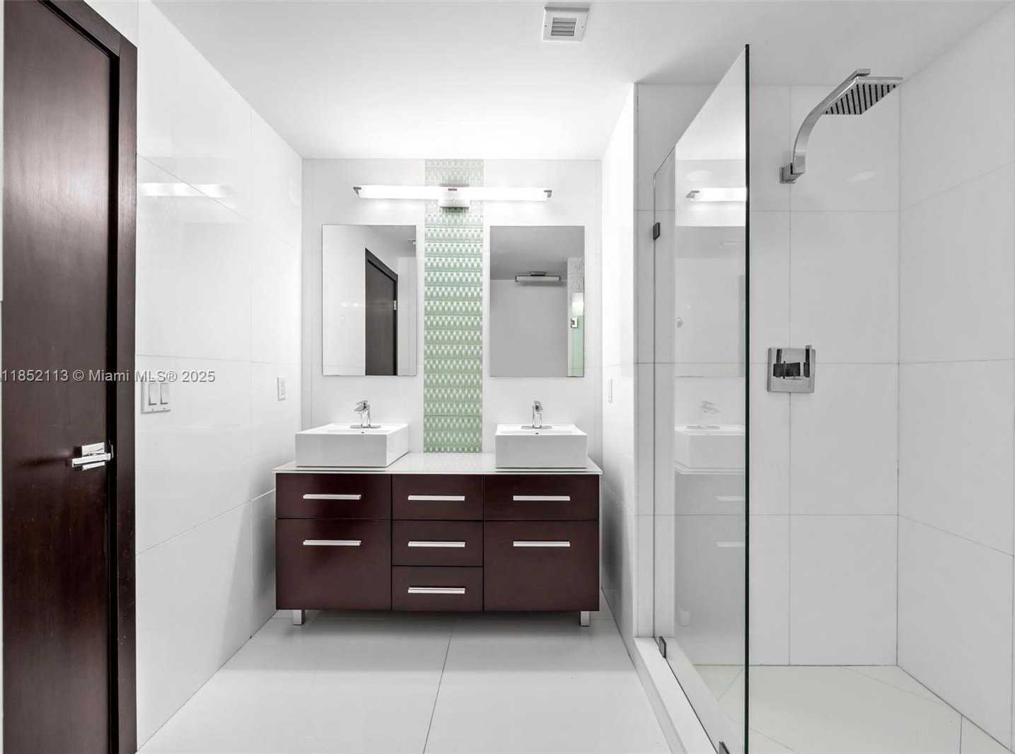 Small Image of 90 SOUTH WEST 3RD ST #4009, Miami Number 32