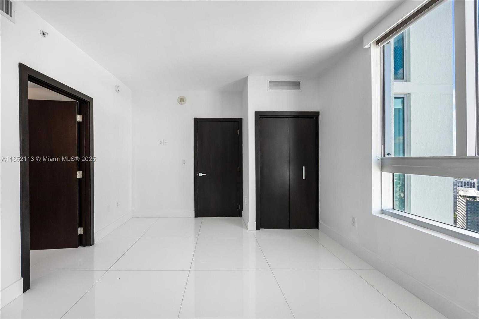 Small Image of 90 SOUTH WEST 3RD ST #4009, Miami Number 37