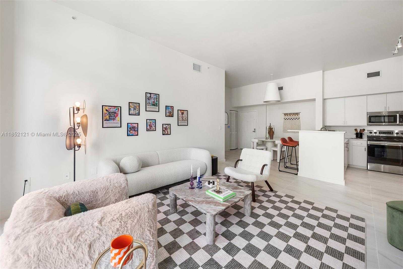 Small Image of 1155 BRICKELL BAY DR #203, Miami Number 20