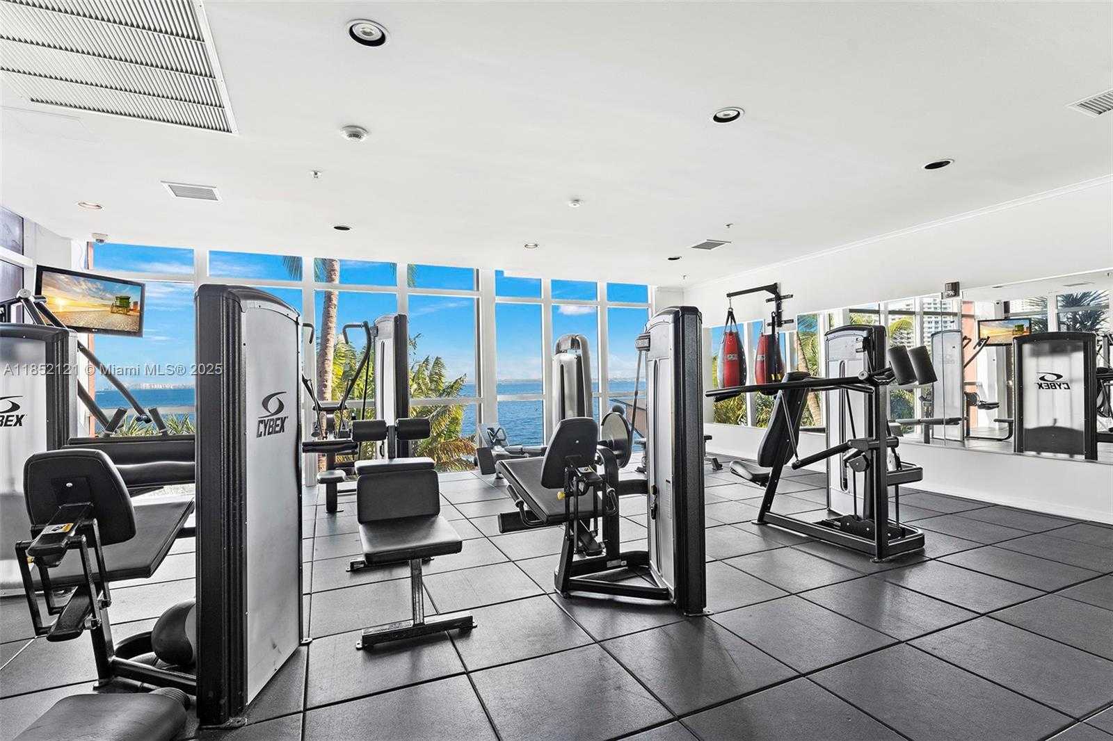 Small Image of 1155 BRICKELL BAY DR #203, Miami Number 25