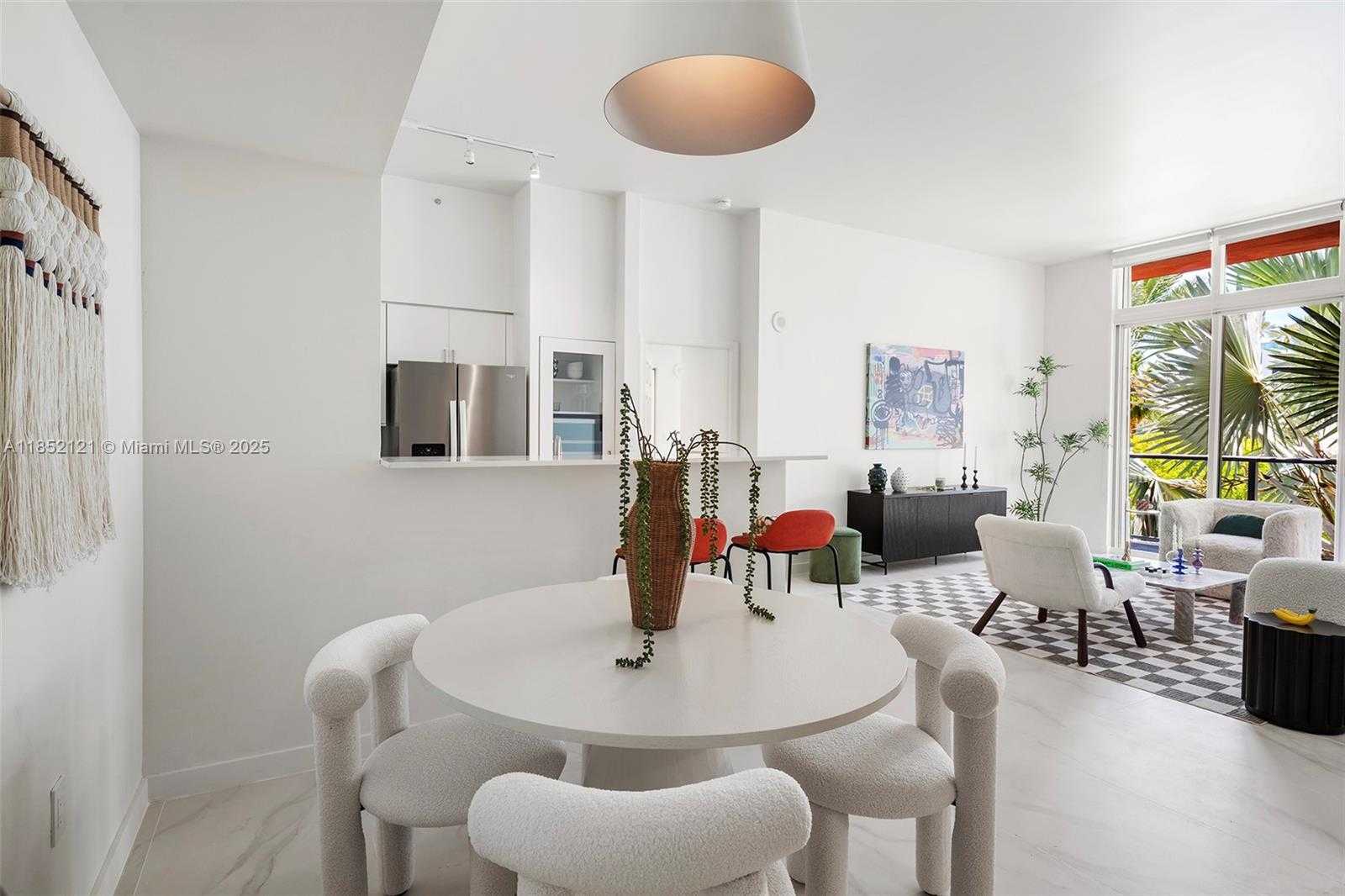Small Image of 1155 BRICKELL BAY DR #203, Miami Number 3