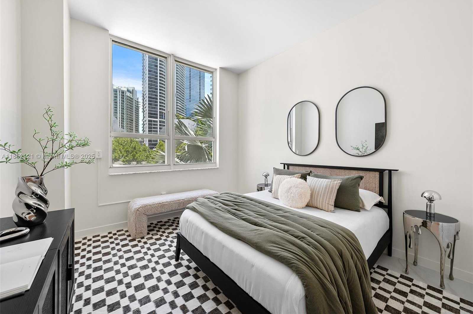 Small Image of 1155 BRICKELL BAY DR #203, Miami Number 5