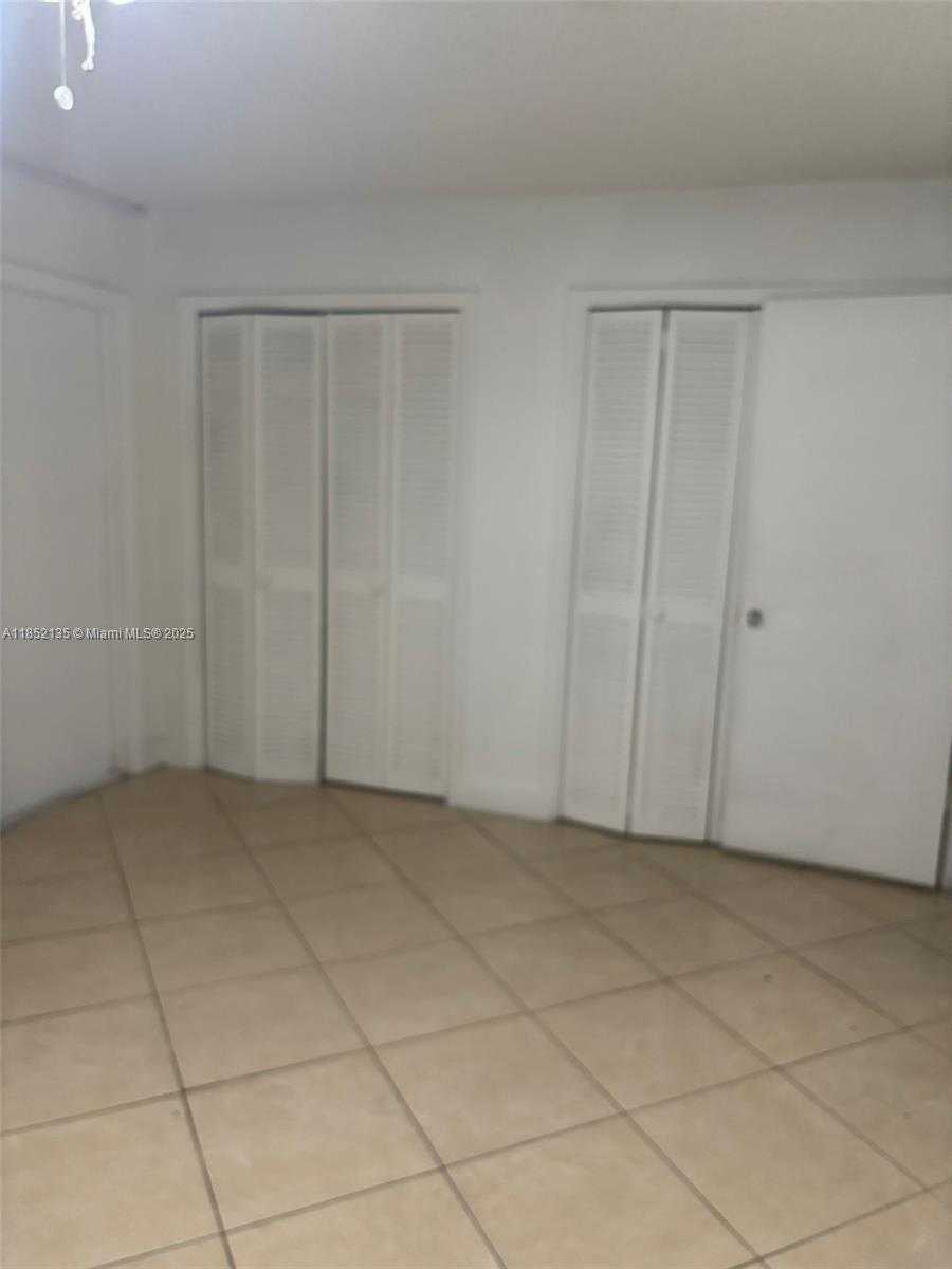 Small Image of 2415 LINCOLN ST #106, Hollywood Number 6