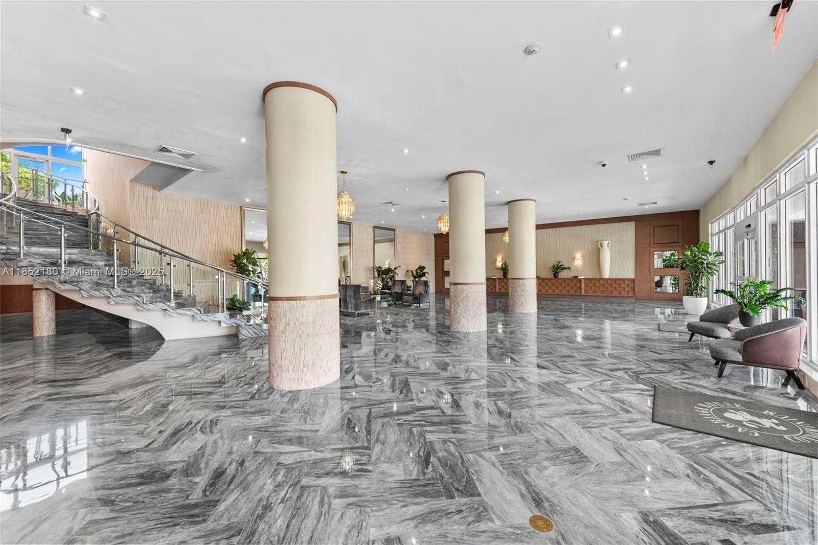 Small Image of 5401 COLLINS AVE #511, Miami Beach Number 29
